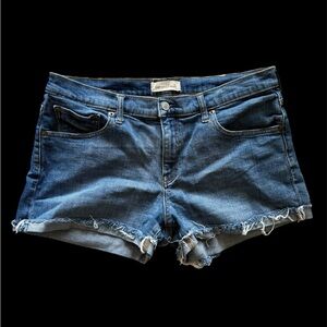 GAP Classic Blue Jean Shorts 3”